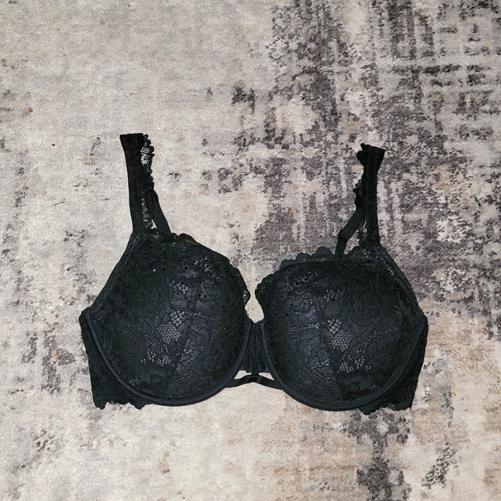 La Senza bra size 34DD